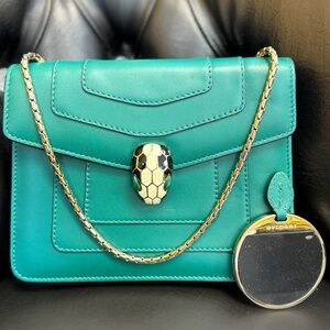 Bvlgari Serpenti Forever Square Cross-body Shoulder Bag calf Leather Emerald gre